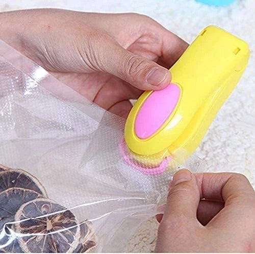 Portable Mini Plastic Bag Sealer – Handheld, Battery-Operated Heat Sealer for Food Storage