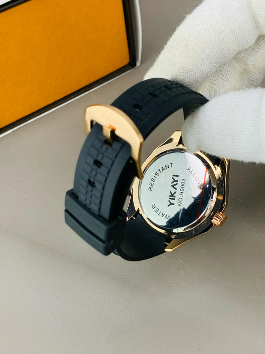 Yikayi Diamond Stone Gold Dial Wrist Watch with Date Display